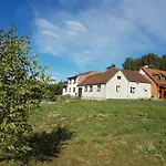 Pod Lesem Landhaus Dobra Voda (Mrakotin)
